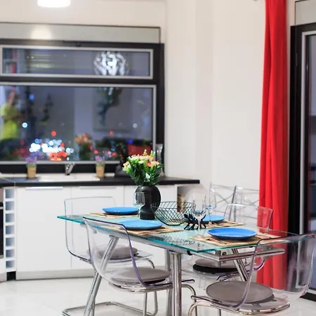 Aiolos Luxury Metro Acropolis 7 Near Museum Of Modern Art Apartment Athens