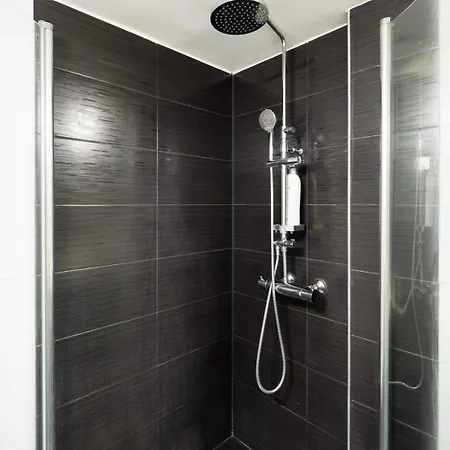 Aiolos Luxury Metro Acropolis 7 Near Museum Of Modern Art Athens